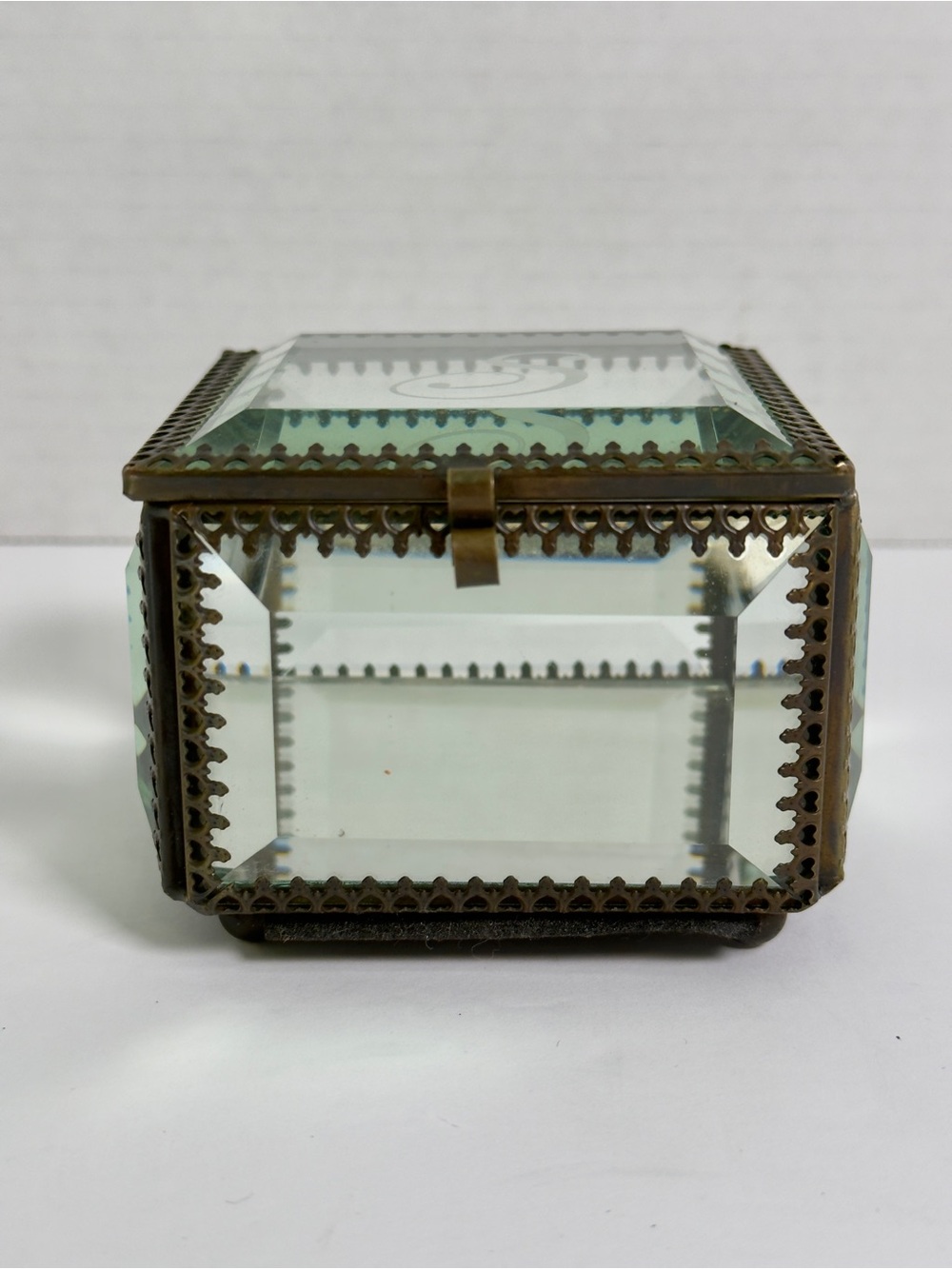 Nicole Miller Clear Glass Jewelry Display Box with Brass Trim